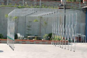 活動車庫鐵架特寫